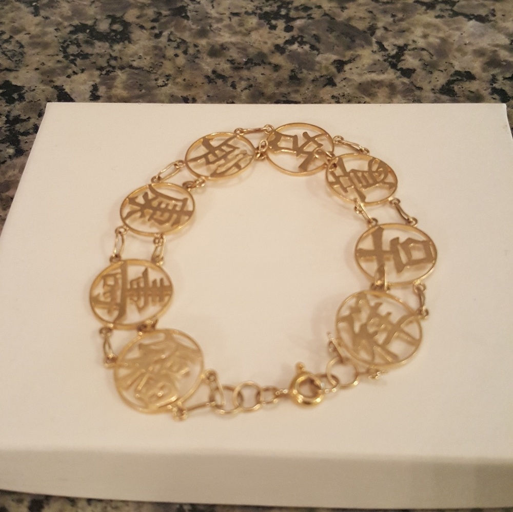 Gold bracelet